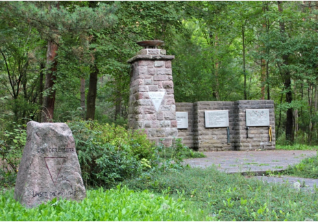 Denkmal für die KZ-Häftlinge des Sonderlagers SIII Jonastal